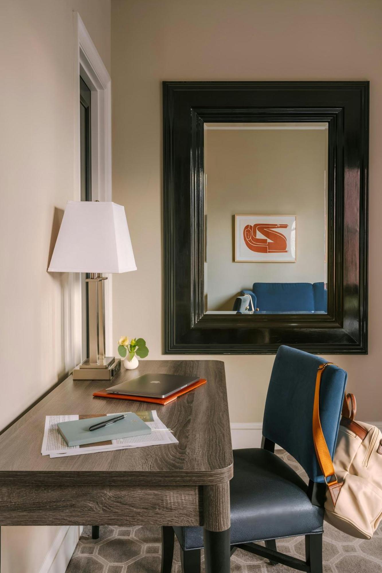 No. 284 Back Bay Hotel, Sonder By Marriott Bonvoy Бостон Экстерьер фото